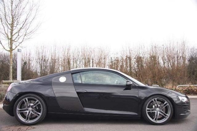 Audi R8 4.2