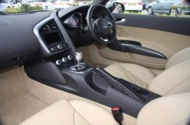 Audi R8 4.2