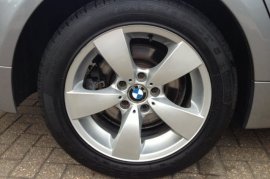 BMW 5 SERIES  2.5