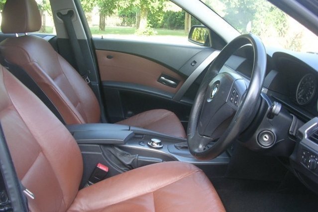 BMW 5 SERIES  2.5
