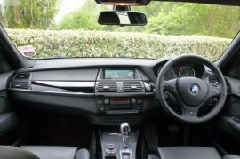 BMW X5 4.8