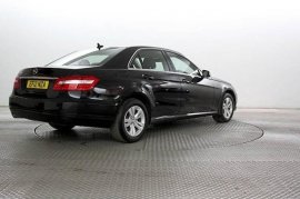 Mercedes E200 1.8 CGi BlueEFF SE