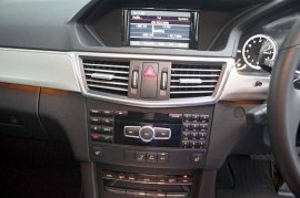 Mercedes E200 1.8 CGi BlueEFF SE