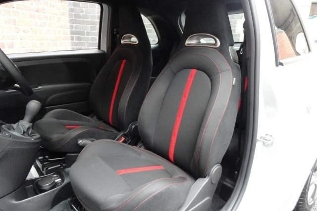 Abarth 500 1.4 16V T-JET