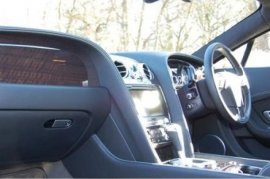 Bentley Continental  4.0