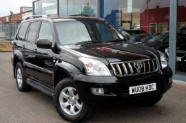 TOYOTA LAND CRUISER 3.0 D-4D Invincible