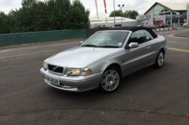 Volvo C70 2.4