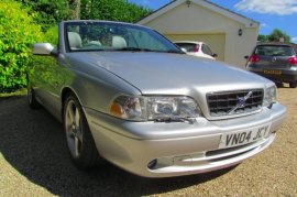 Volvo C70 2.4