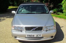 Volvo C70 2.4
