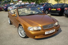 Volvo C70 2.3