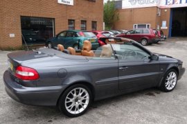 Volvo C70 2.4