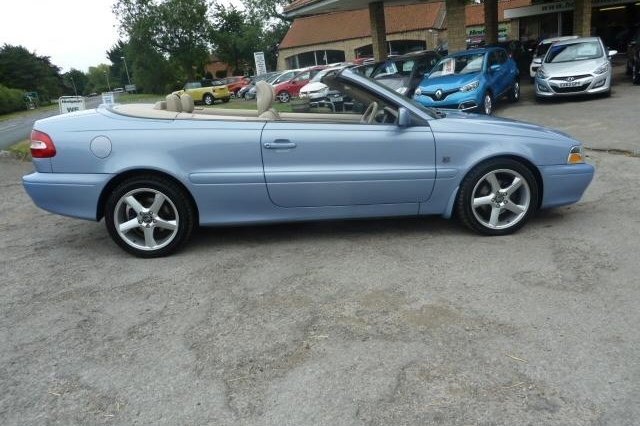 Volvo C70 2.0