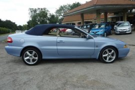 Volvo C70 2.0
