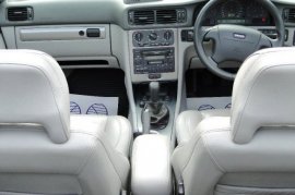 Volvo C70 2.3