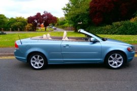 Volvo C70 2.4