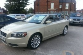Volvo C70 2.4