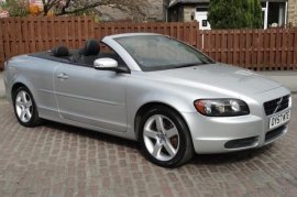 Volvo C70 2.4