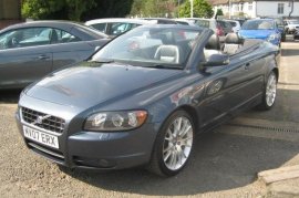 Volvo C70 2.4