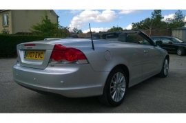 Volvo C70 2.4