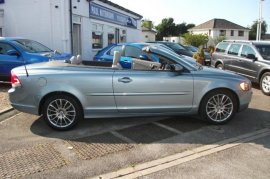 Volvo C70 2.4