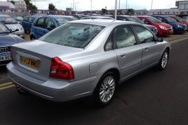 Volvo S80 2.4