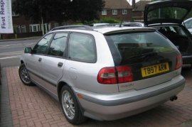 Volvo V40 2.0i