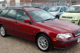 Volvo V40 2.0i