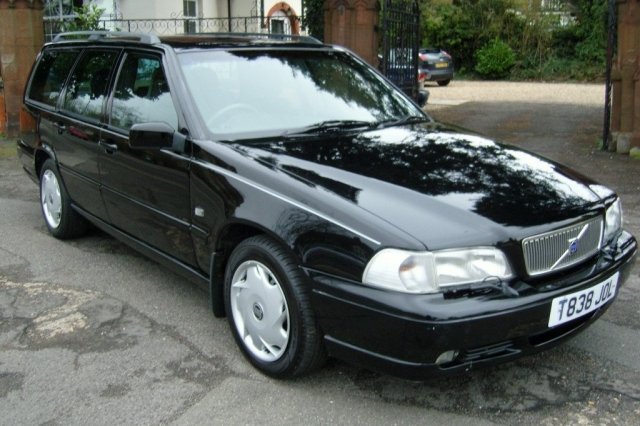 Volvo V70 2.5