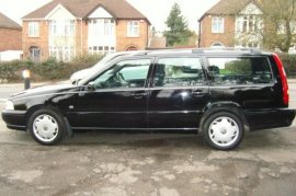 Volvo V70 2.5