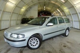 Volvo V70 2.4