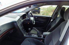 Volvo V70 2.4