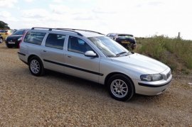 Volvo V70 2.4