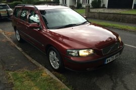Volvo V70 2.4