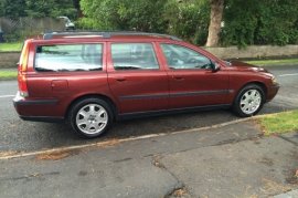 Volvo V70 2.4