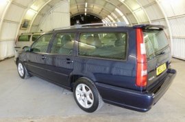 Volvo V70 2.4