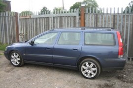 Volvo V70 2.4