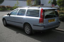 Volvo V70 2.4