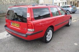 Volvo V70 2.4