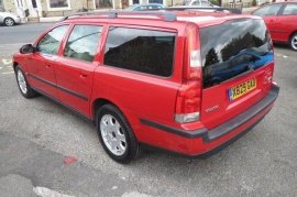 Volvo V70 2.4