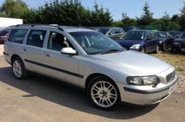 Volvo V70 2.4