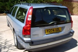 Volvo V70 2.4