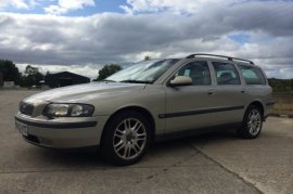 Volvo V70 2.4