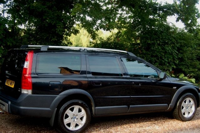 Volvo XC70 2.4