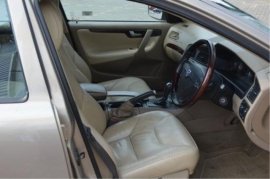 Volvo XC70 2.4