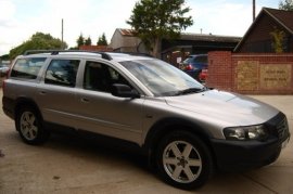 Volvo XC70 2.4