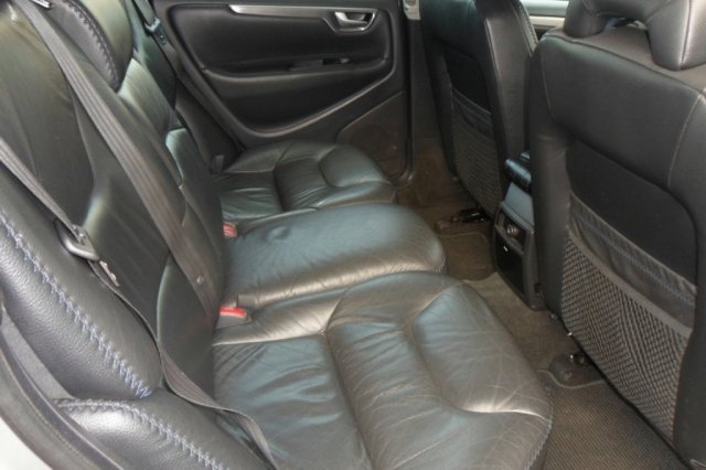 Volvo XC70 2.4