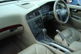Volvo XC70 2.4