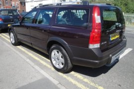 Volvo XC70 2.4