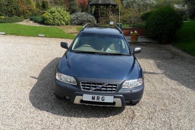 Volvo XC70 2.4