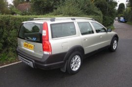 Volvo XC70 2.4